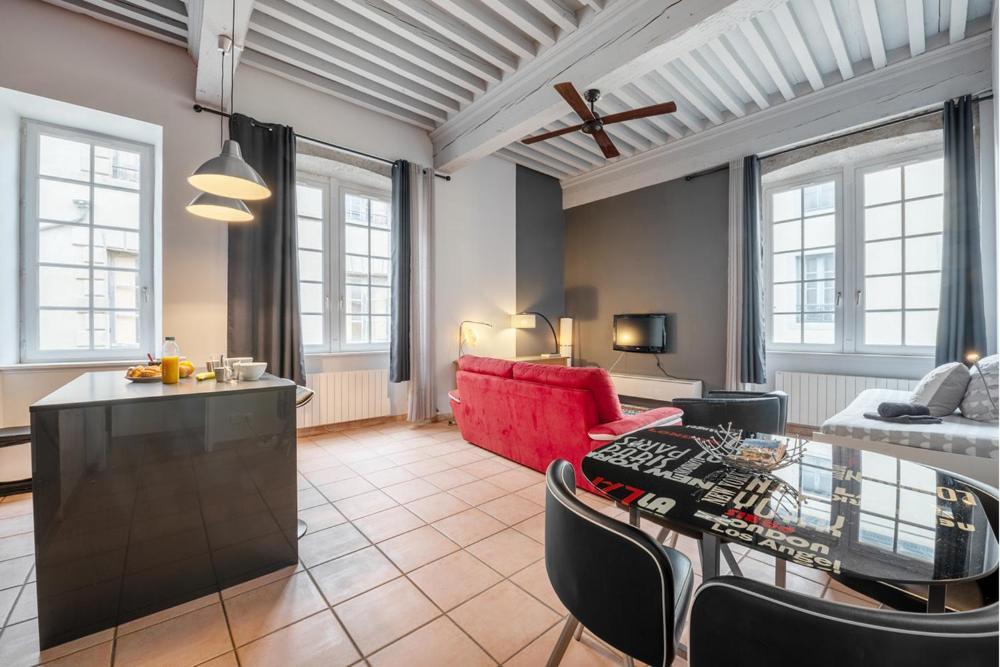 Emplacement N°1 Tres Bel Appartement Spacieux Carcassonne Bagian luar foto